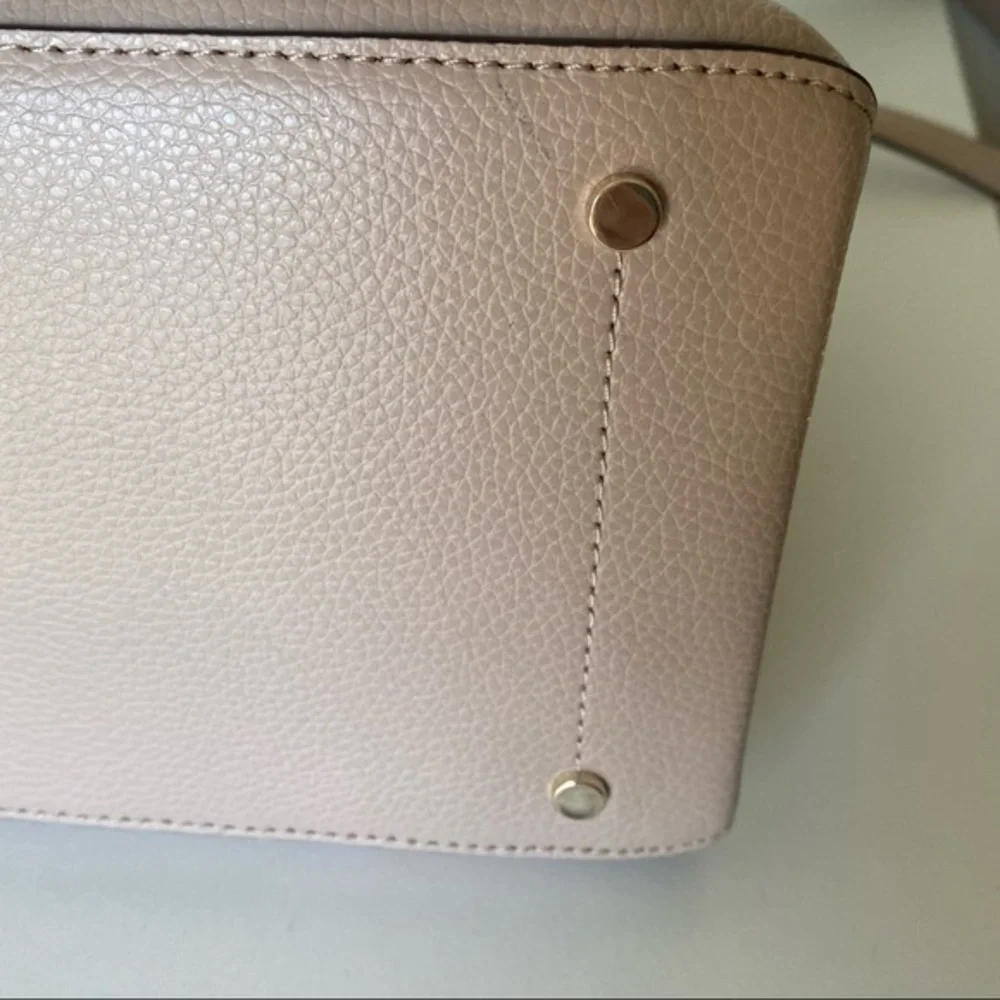 Kate Spade Cream Tan Leather Medium Top Zip Structured Tote Satchel Bag